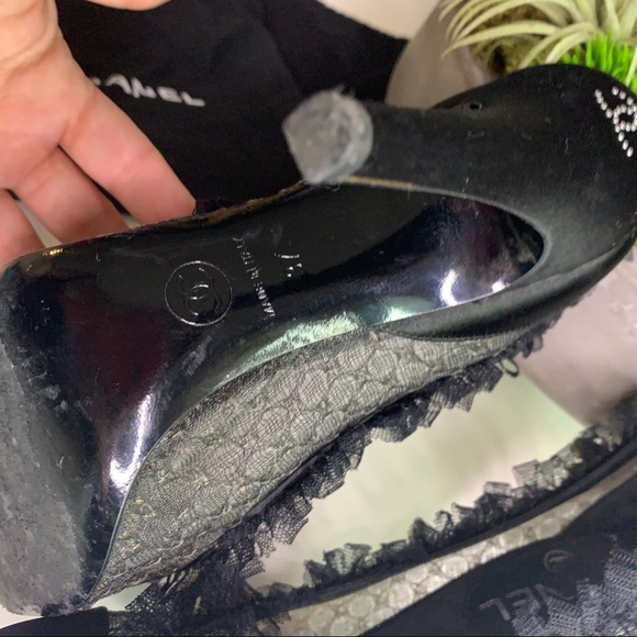 CHANEL Black satin Cap Round Toe Ruffle trim lace sheer high heels Stiletto shoe - Picture 9 of 15